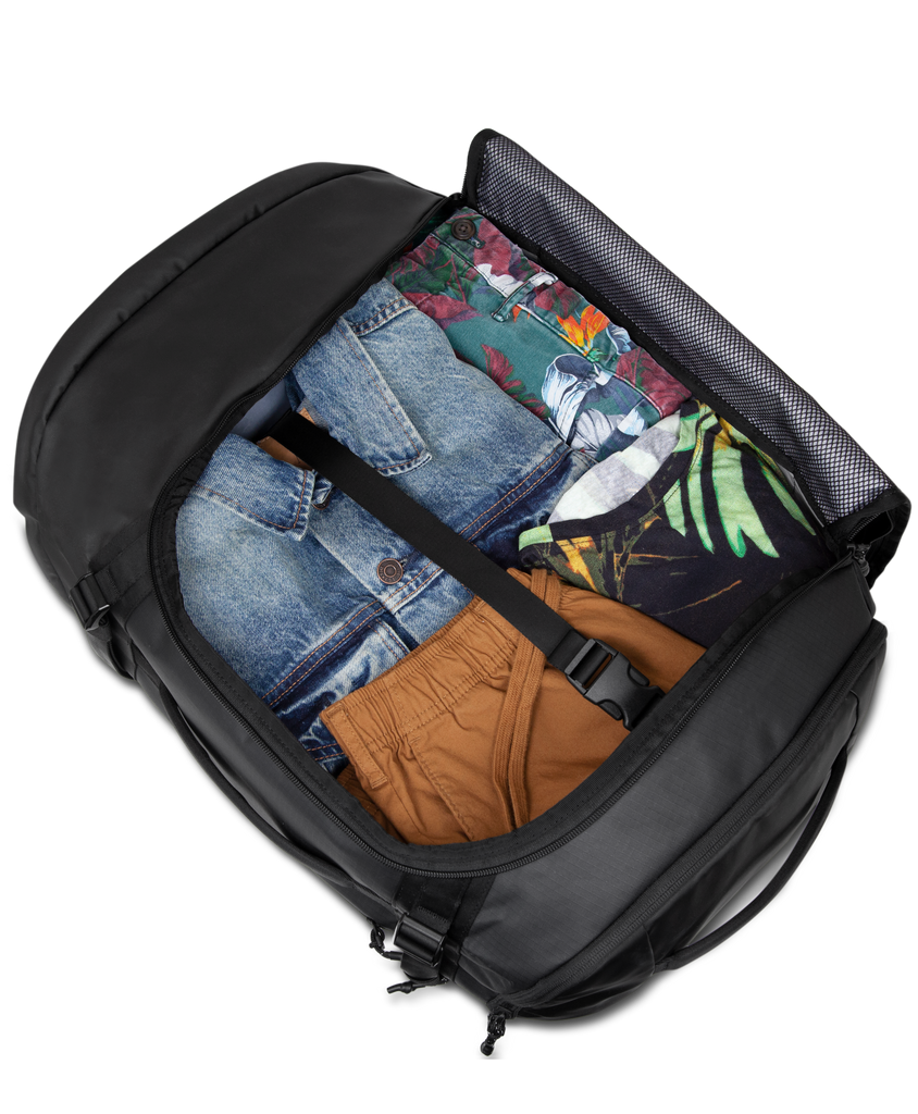 Travel outlet duffel backpack