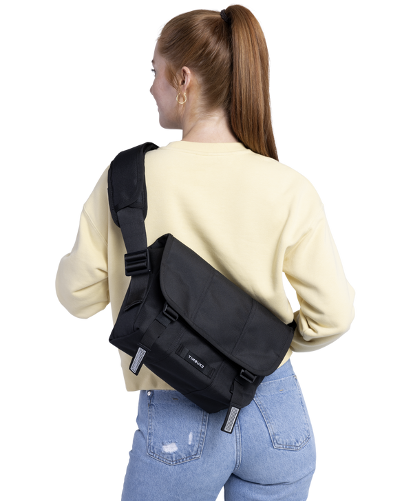 Classic Messenger Bag - Jet Black