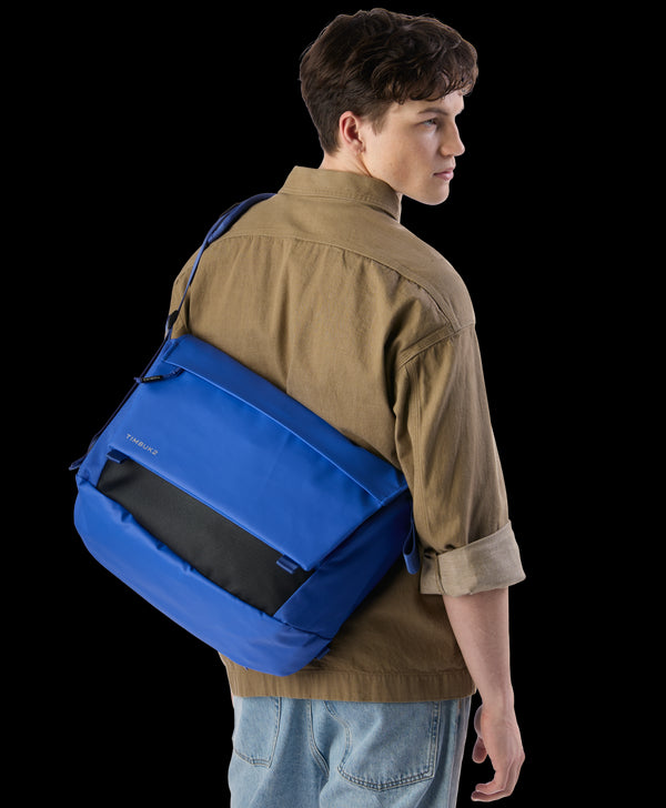 Stark Messenger Bag - Satin Sky